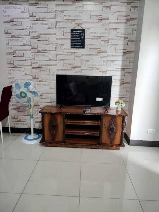 Cubao Manhattan Heights, Unit 8Bc Tower B, 1 Br Manila Ngoại thất bức ảnh